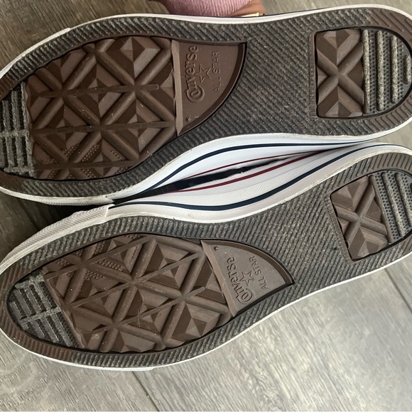 Converse size 5.5 - Picture 2 of 2